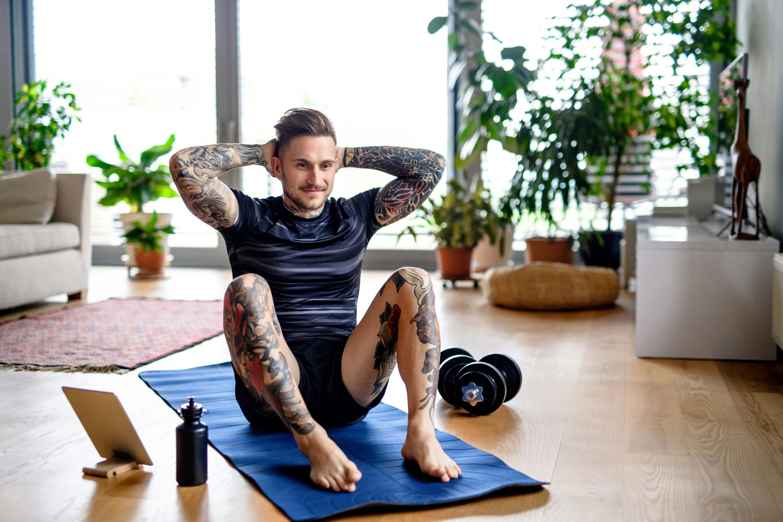 How to Maintain Motivation While Exercising at Home
