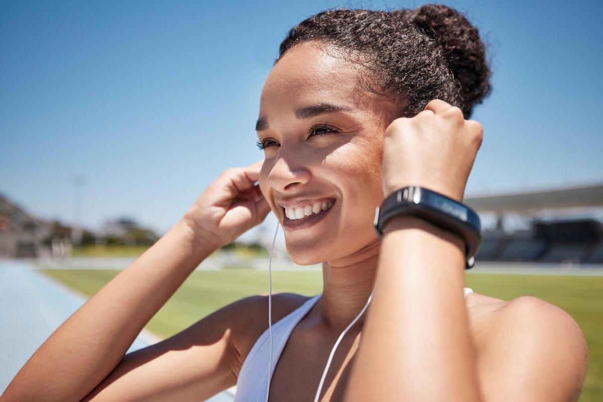 The Rise of Wearable Fitness Technology: How It Can Help You